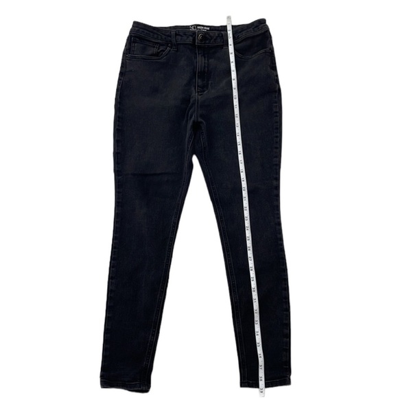 No Boundaries High Rise Skinny Jeans - Picture 5 of 8